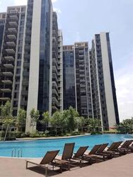 Lakeville (D22), Condominium #538379661